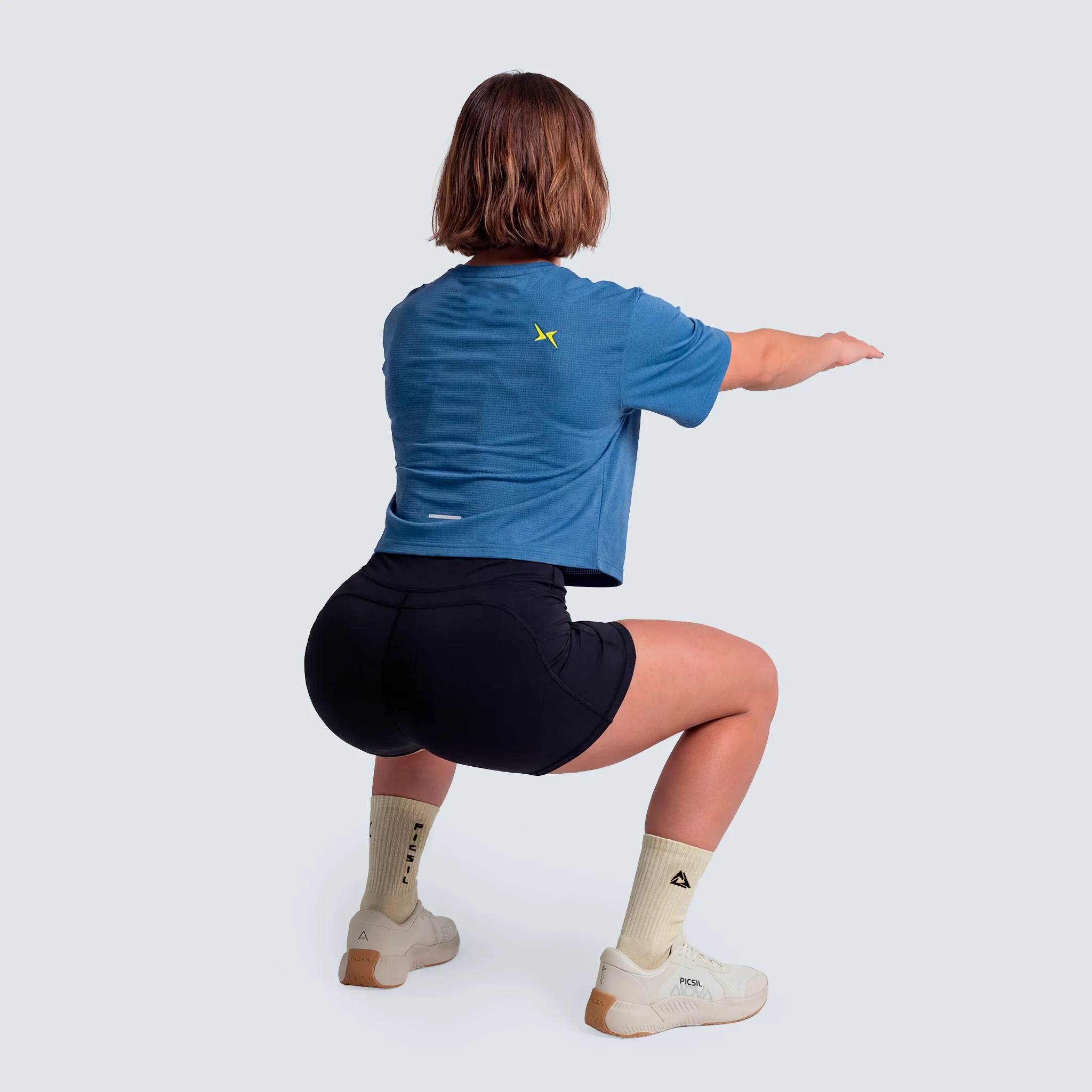 Camiseta Crop Performance Mujer SS26 - Image 13