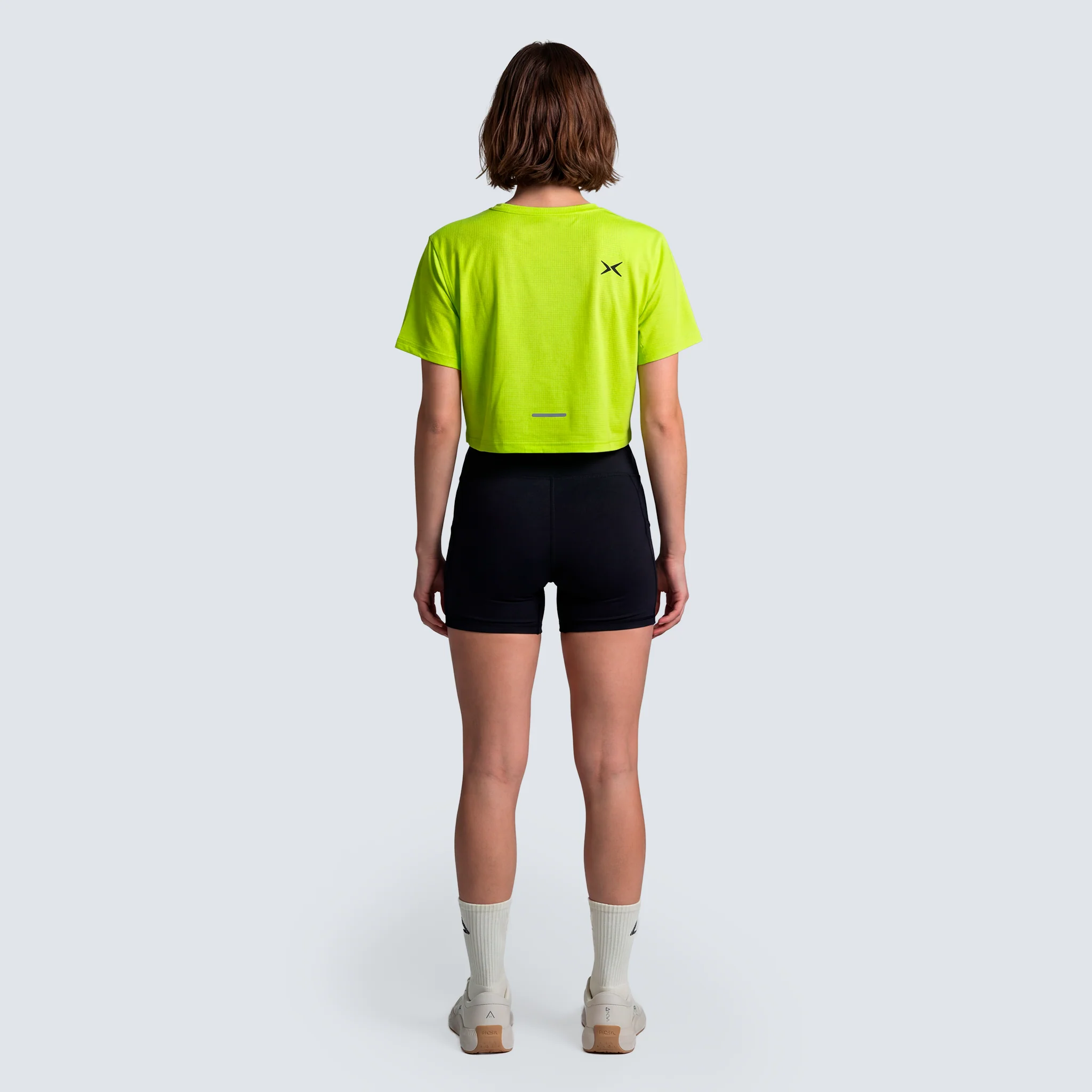 Camiseta Crop Performance Mujer SS26 - Image 7