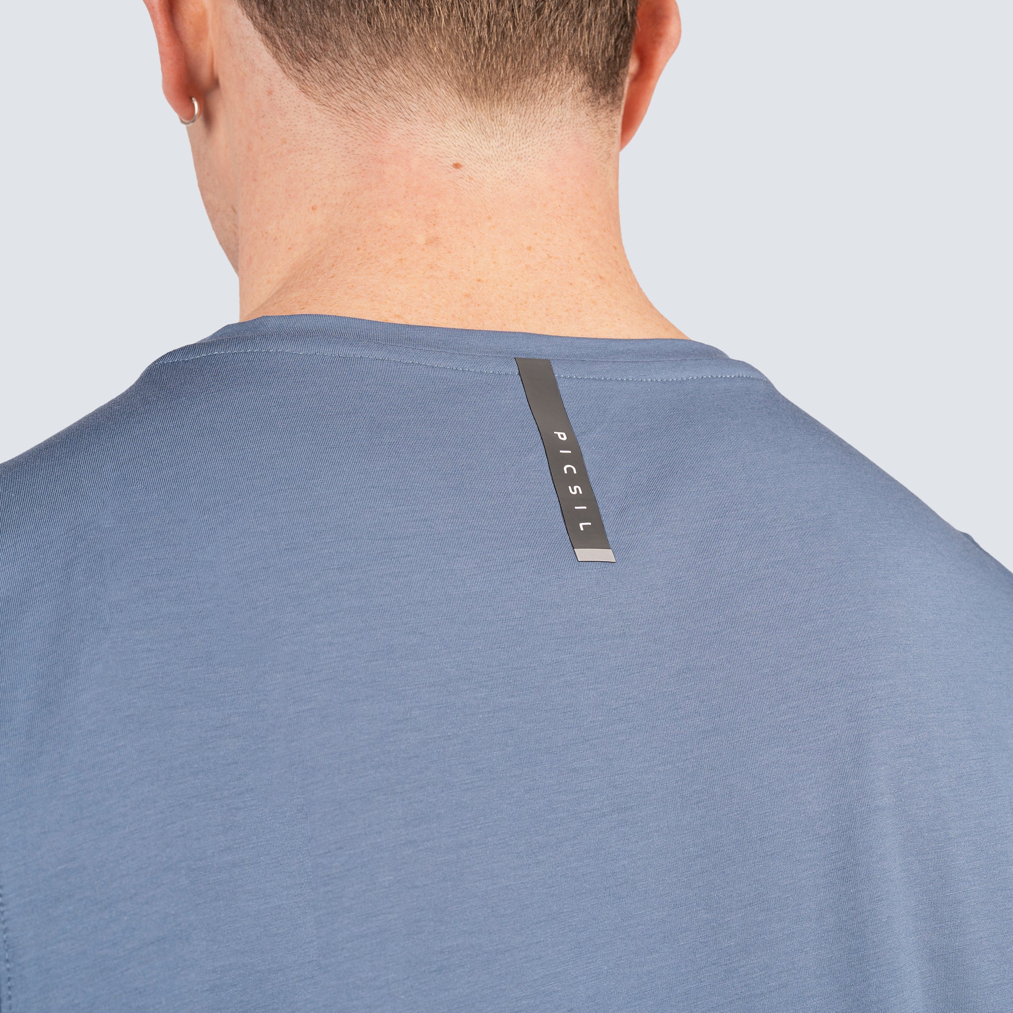 Camiseta Sin Mangas Hombre Essentials FY26 - Image 12
