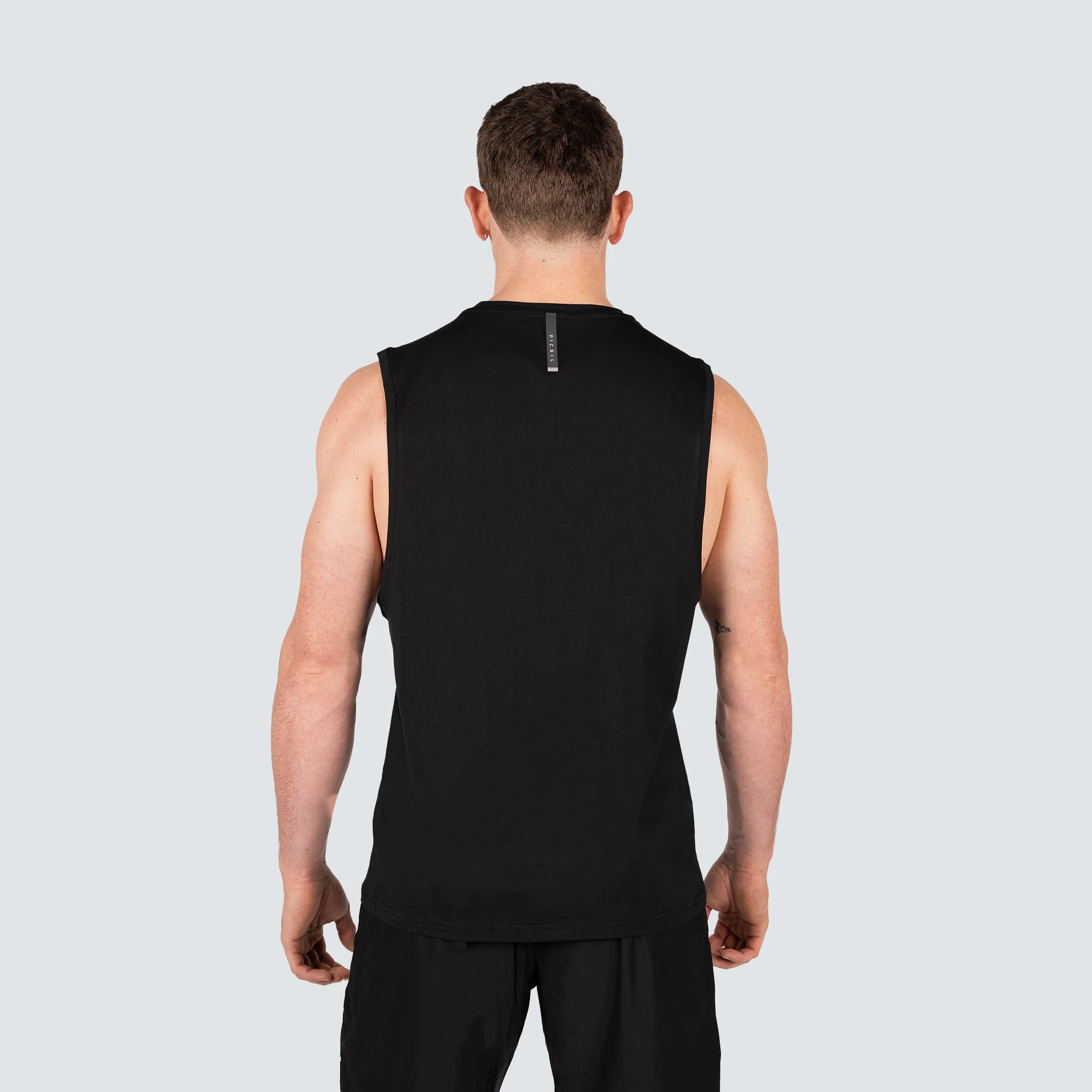 Camiseta Sin Mangas Hombre Essentials FY26 - Image 14