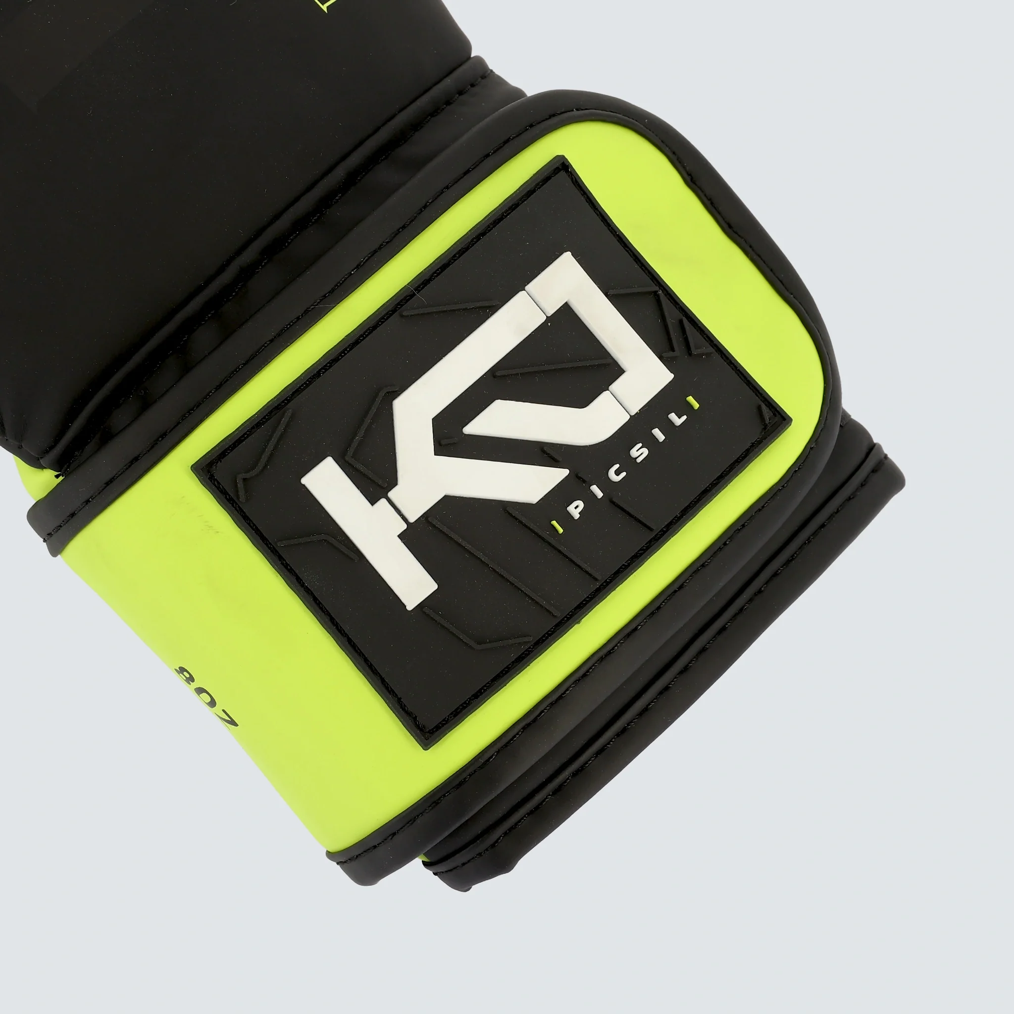 Guantes de boxeo Kyros Grom KOMBAT para iniciación y niños - Image 12