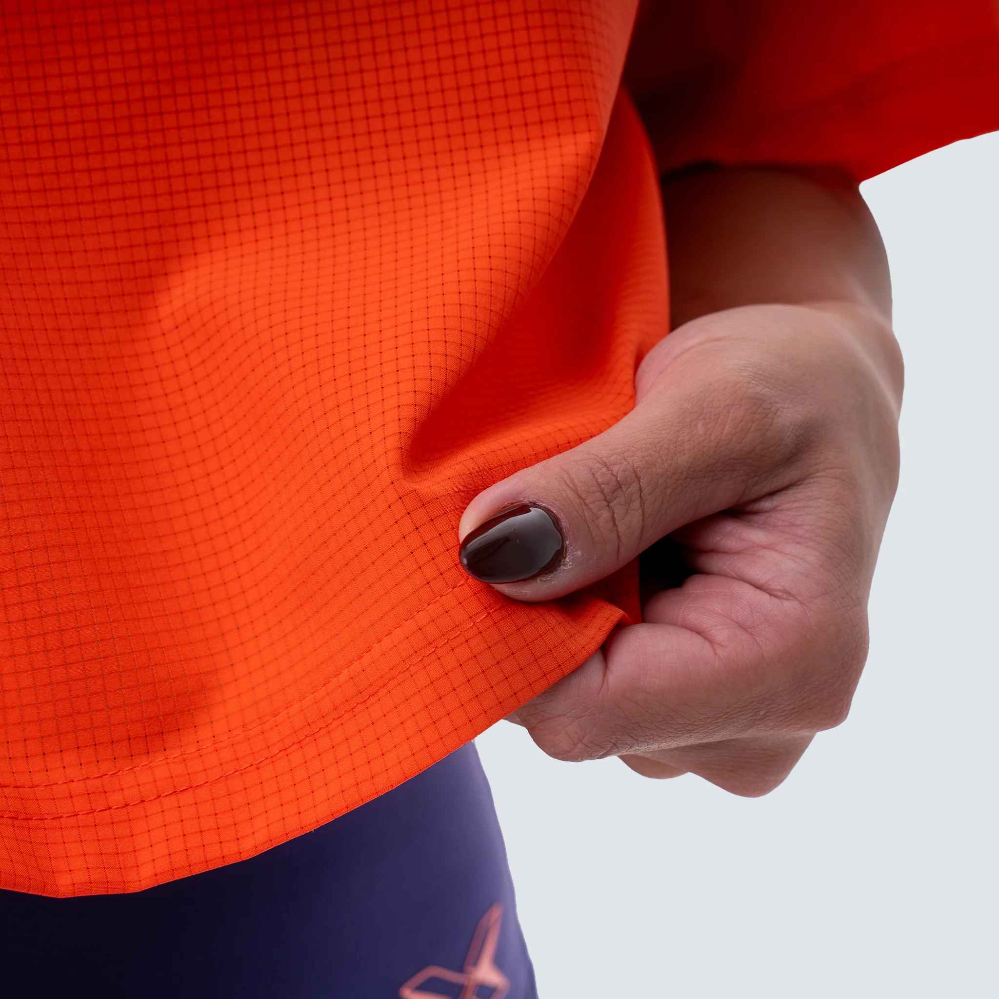 Camiseta Cropped de mujer Performance - Image 11