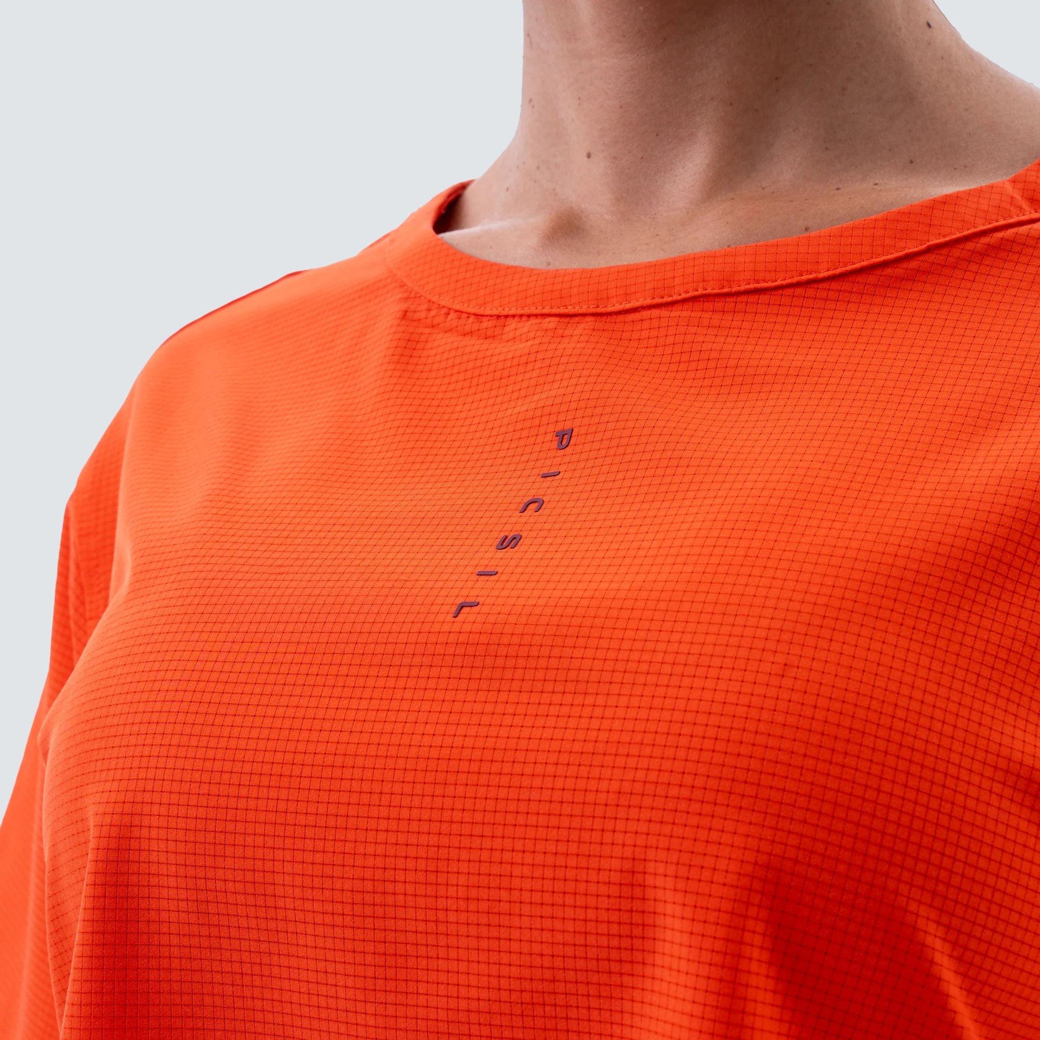 Camiseta Cropped de mujer Performance - Image 12