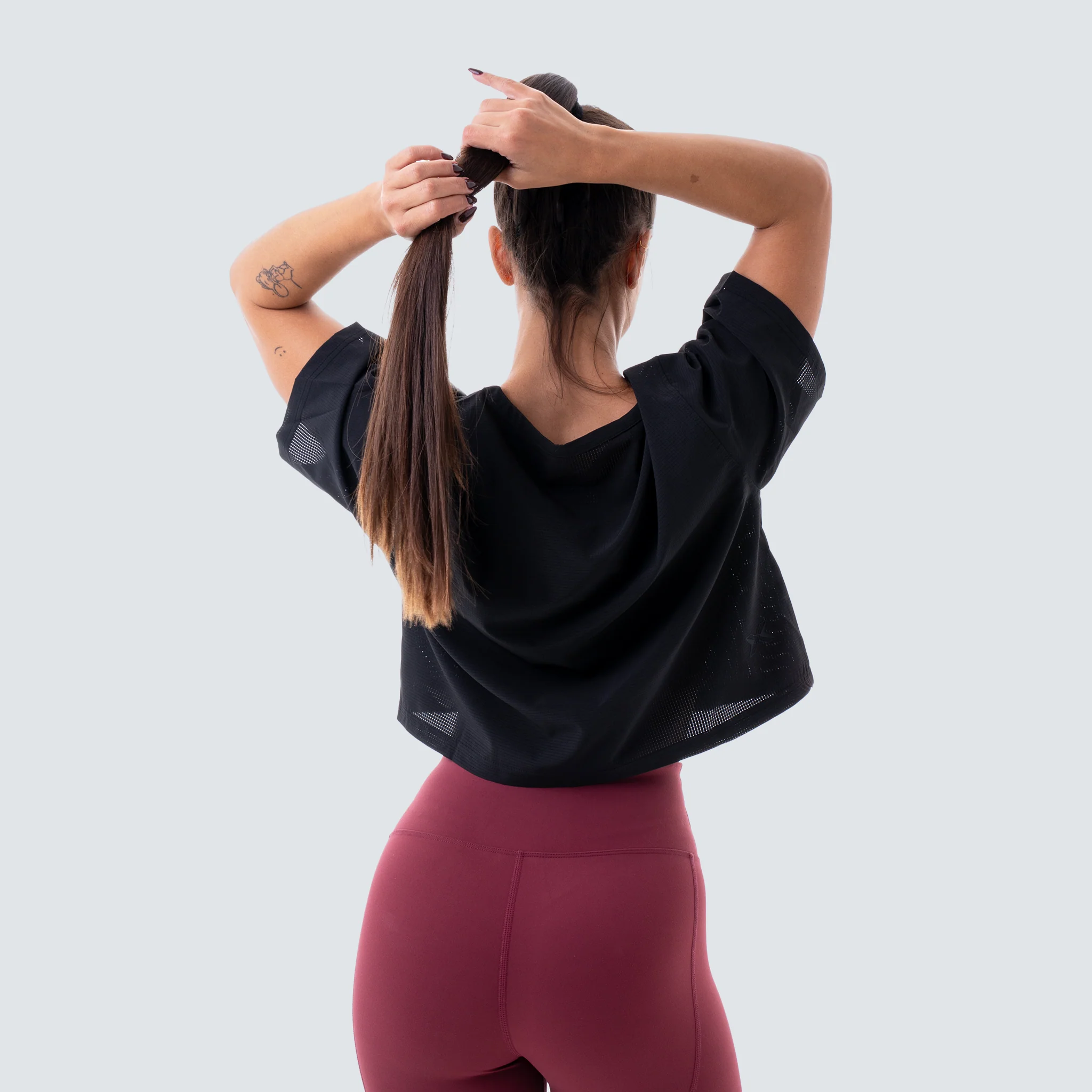 Camiseta Cropped de mujer Performance - Image 14