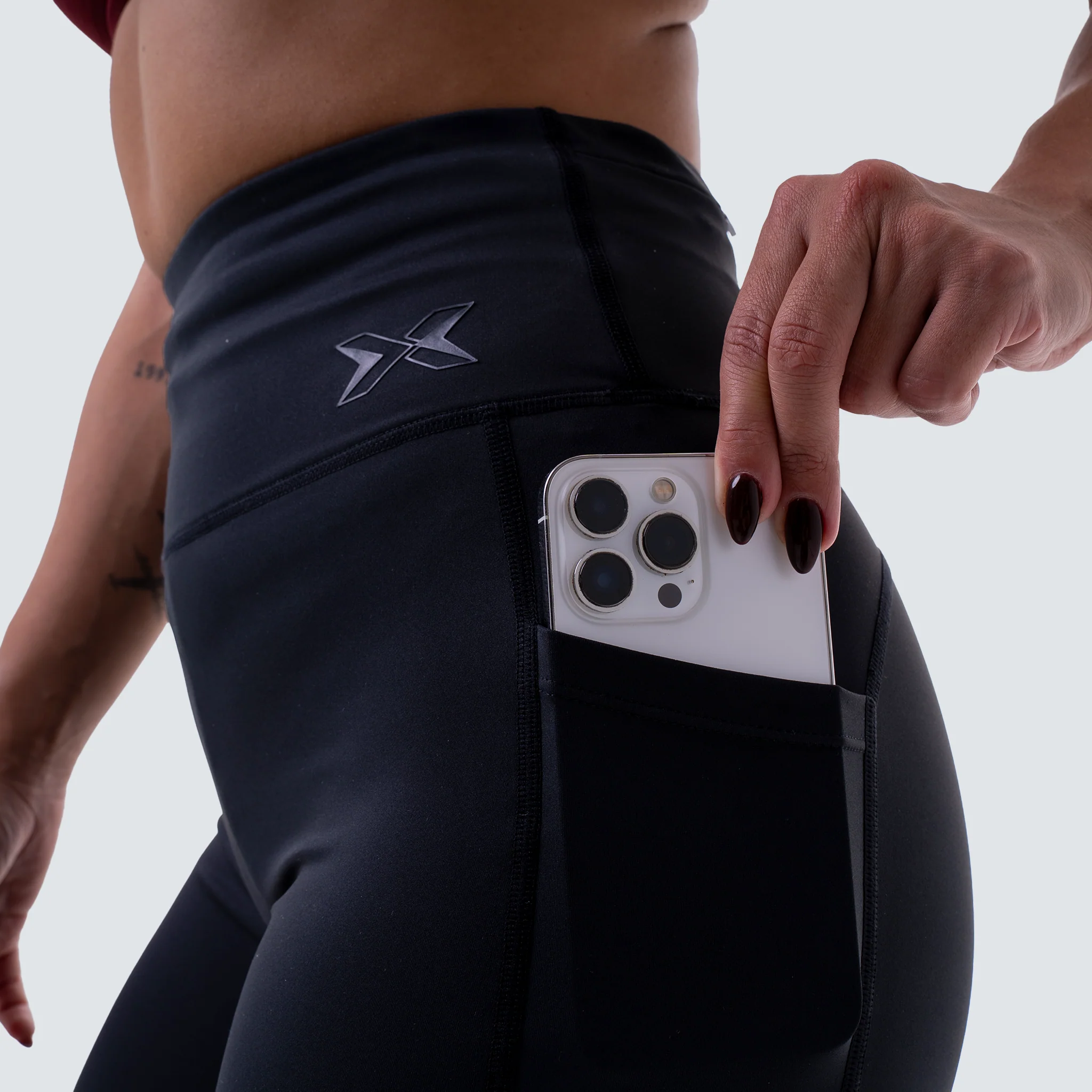 Mallas Cortas Deportivas de Mujer Performance - Image 11